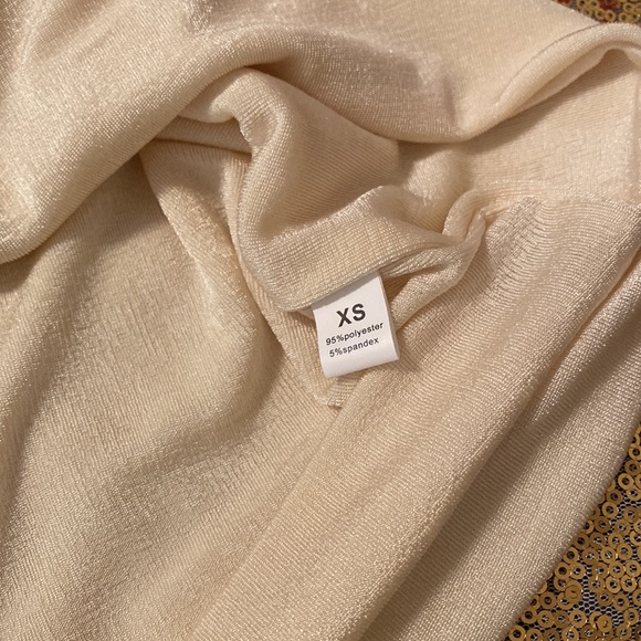 🎉HostPick🎉Woman’s Lyaner Dress Beige (Cream) XS - Picture 5 of 7